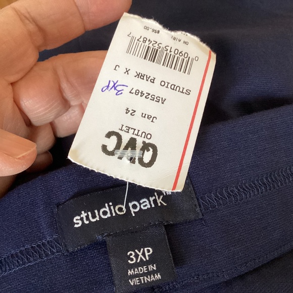Studio Park Blue Work Casual Straight Leg Pull On Stretch Knit Pants  Size 3XP - Picture 4 of 4